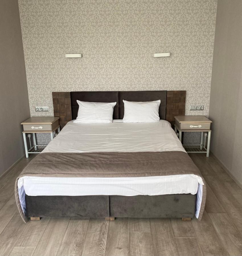 Pallada Hotel Tarnopol Zewnętrze zdjęcie