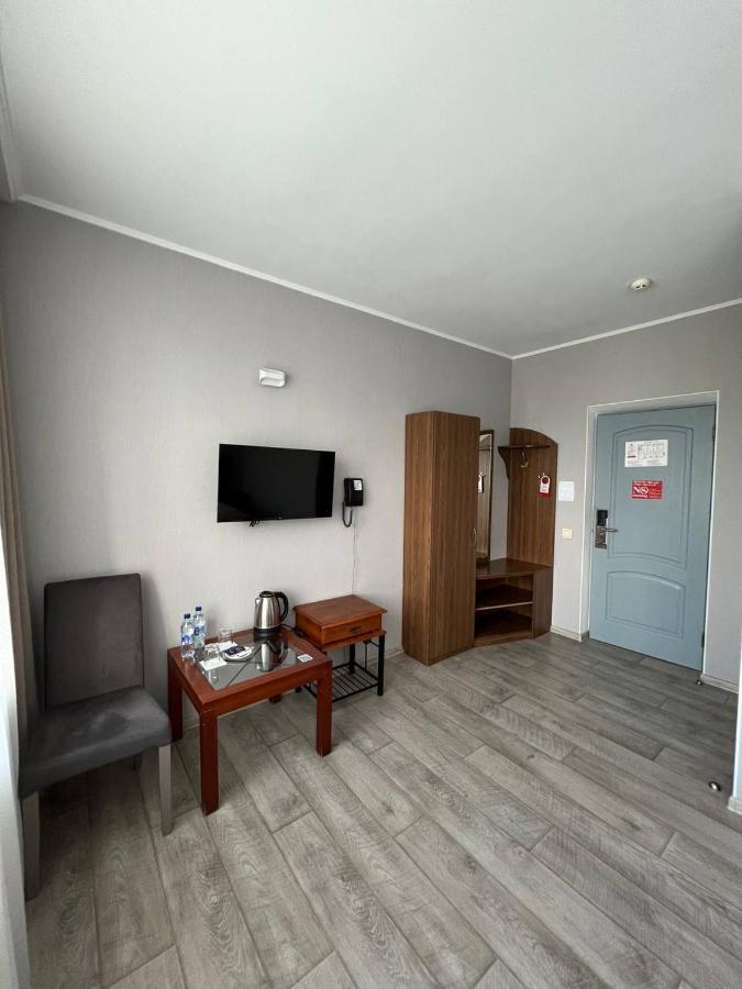 Pallada Hotel Tarnopol Zewnętrze zdjęcie